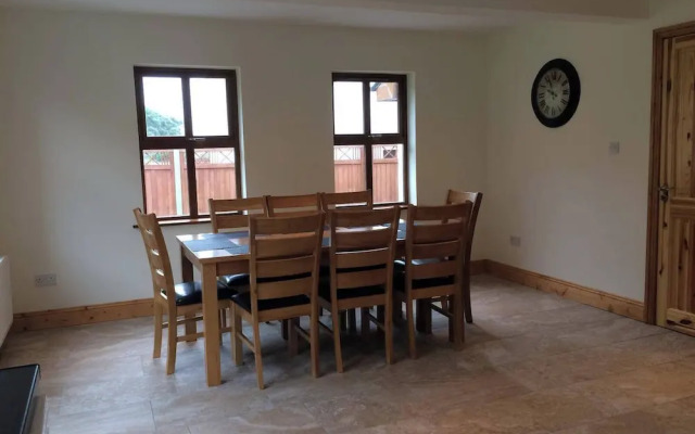 Dingle Holiday Haven - Comfortable 3 Bedroom House