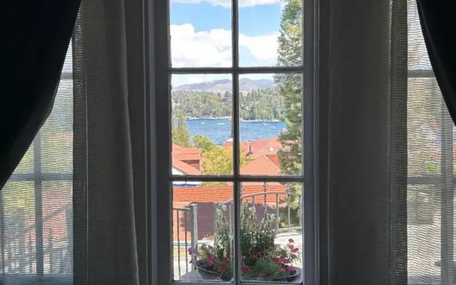 Arrowhead Lake Inn