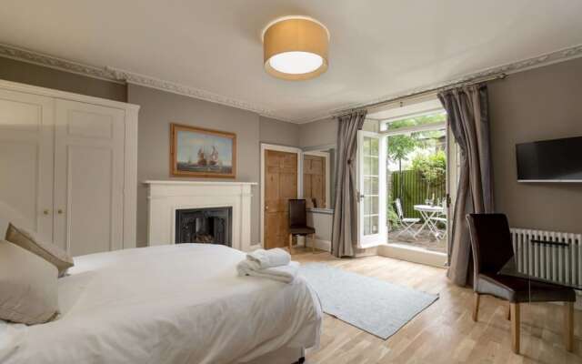 JOIVY New Town Boutique Apartment on India Street