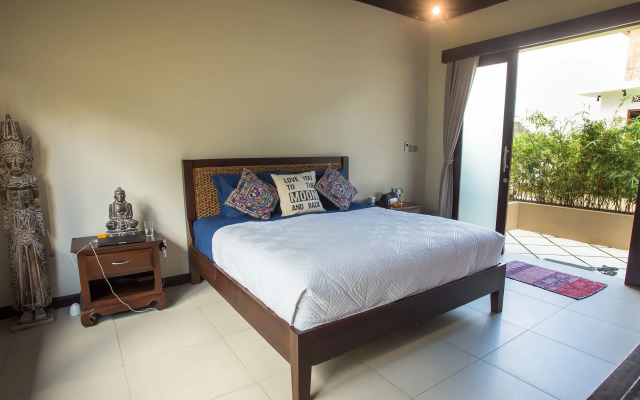 Solo Villas and Retreat