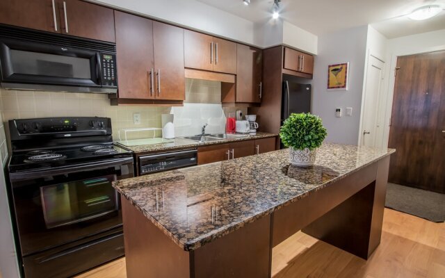 MiCasa Suites - Stylish Condo in the Heart of Downtown
