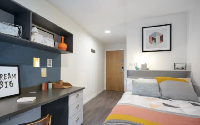 Charming Rooms - NEWCASTLE UPON TYNE - Campus Accommodation