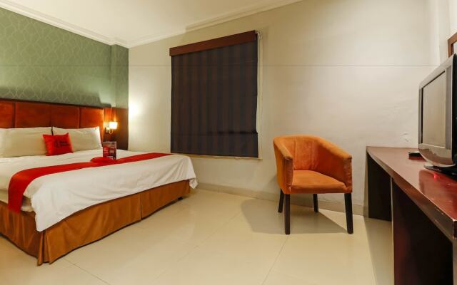 RedDoorz near Palembang Airport