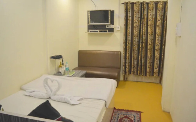 Goroomgo Satyam Residency Jabalpur