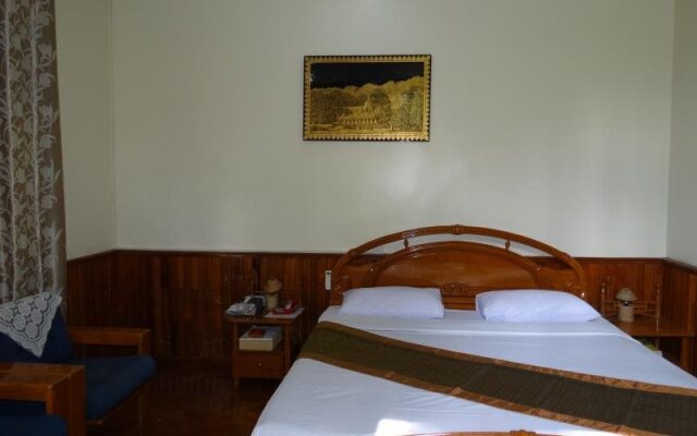 Mrauk Oo Nawarat Hotel