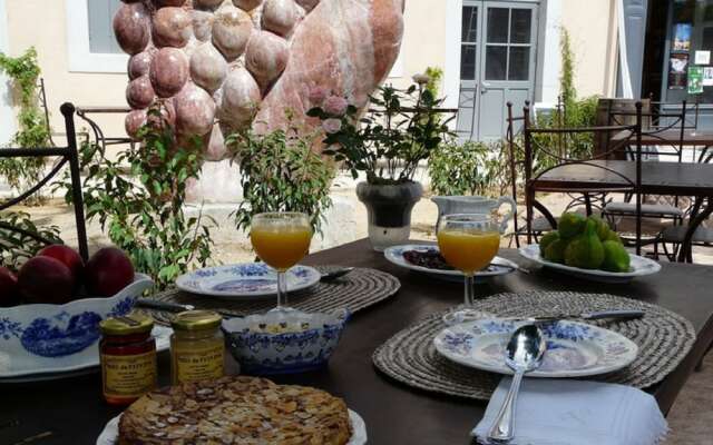 Contact Hôtel Restaurant Le Minervois