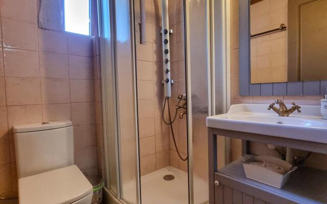 Asion Lithos - Deluxe Two Bedrooms