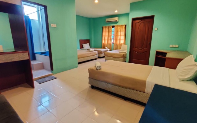 Tekoma Resort – Guest Rooms – Kuala Tahan