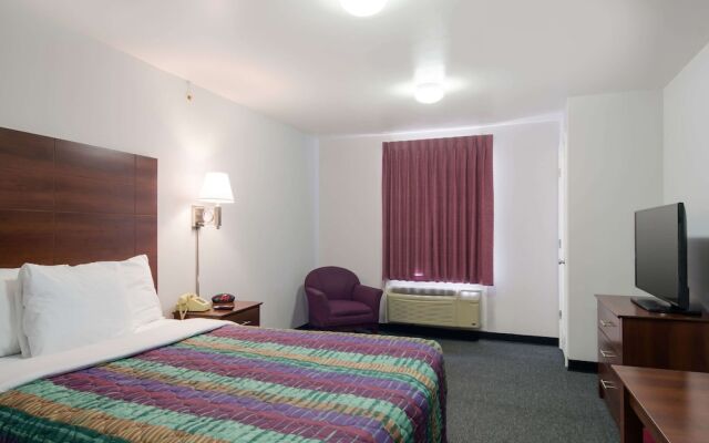 Savannah Suites - Arvada, Colorado