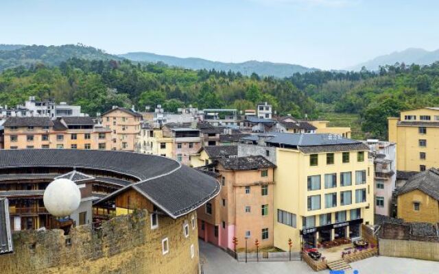 Yuntuji Hotel (Yongding Tulou Branch)