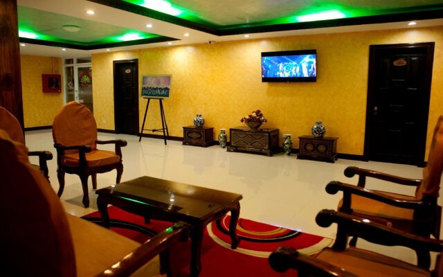 Al-Raddadi Suites