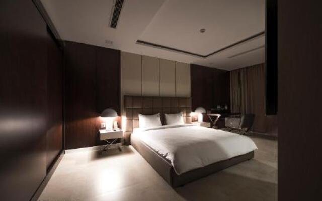 THE FIVE - 5BR - Ocean Villas Da Nang