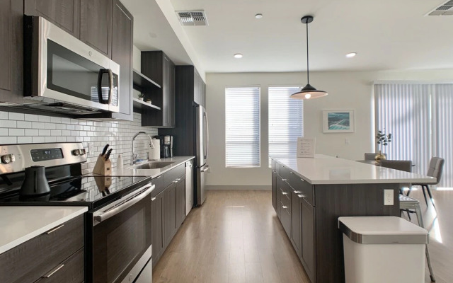 Kasa Phoenix Encanto Village Apartments