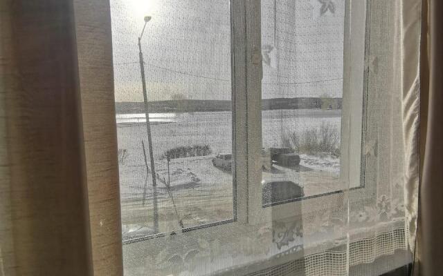 Апартаменты на Верхней Набережной 145/1