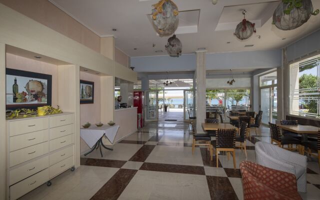 Hotel Kypreos Kamena Vourla