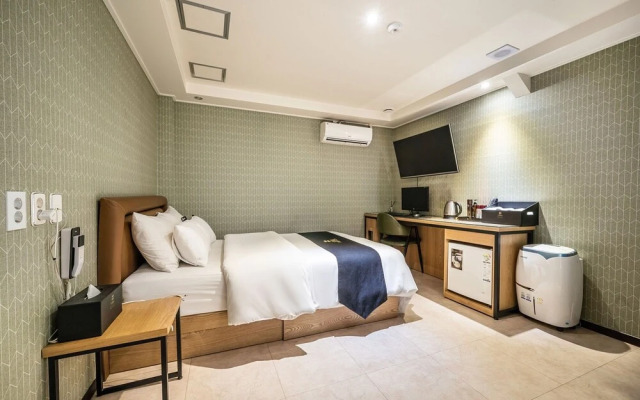 Seongnam Casa Hotel