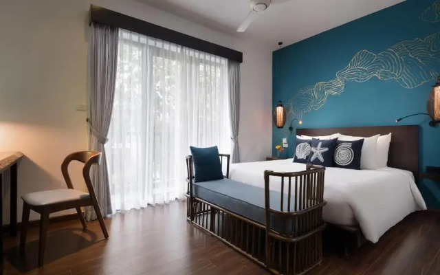 The Blue Alcove