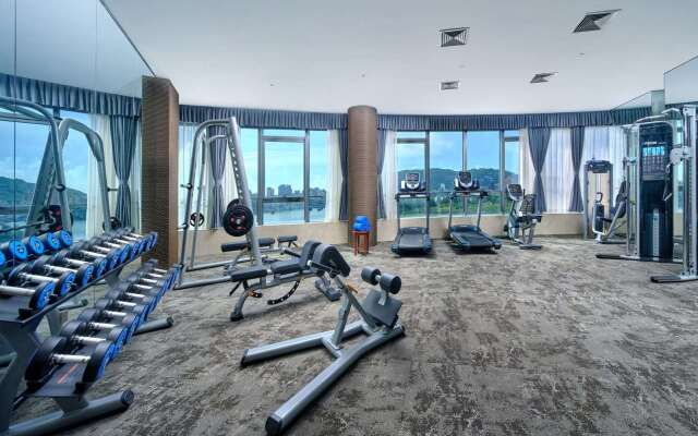 Wyndham Grand Plaza Royale Shuangyue Bay