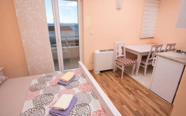 San Marian Apt 3c