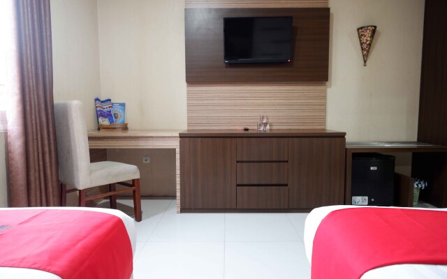 RedDoorz Plus Syariah near Laweyan Solo