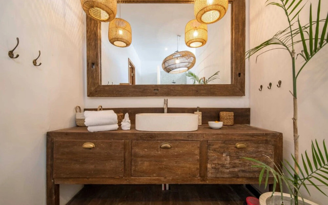 Rustic Interior Design, Private Villa, 3 BR, Umalas With Staff