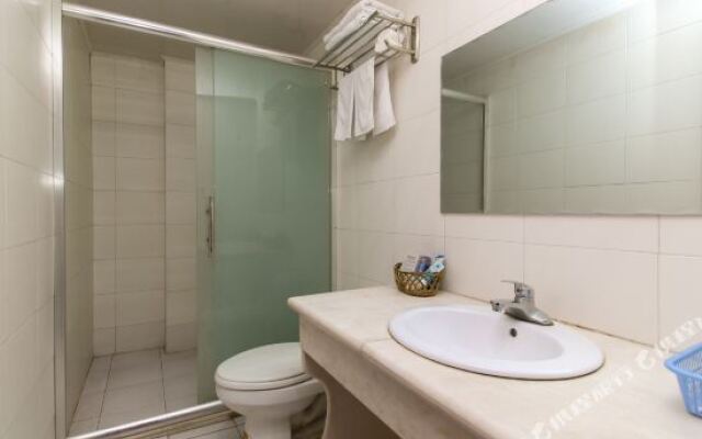 Fuhua Business Hotel