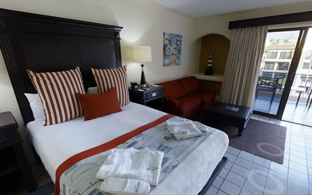 Nicest JR Suite Studio IN Cabo Downtown Marina, Cabo San Lucas