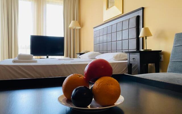 ROYAL BEACH private apartment