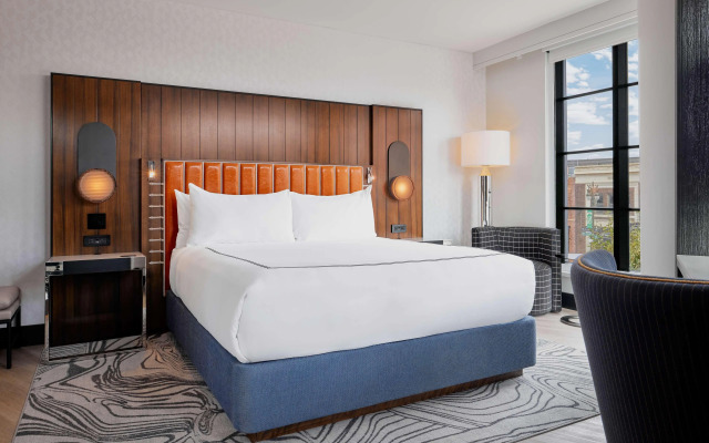 The Godfrey Detroit, Curio Collection By Hilton