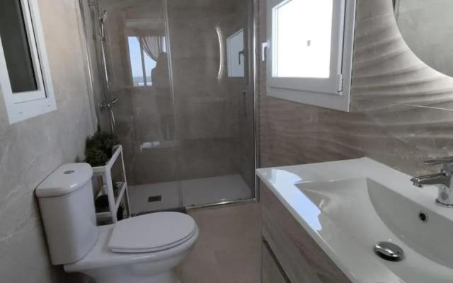 Front Sea View Penthouse
