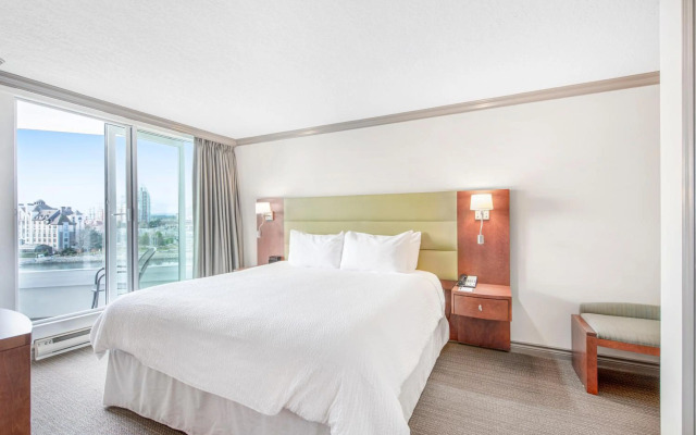 Victoria Regent Waterfront Hotel & Suites