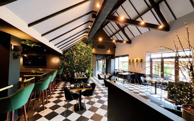 The Chesterton Hotel