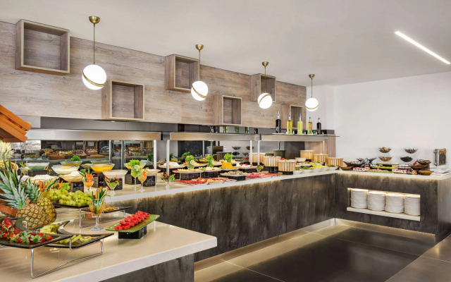 Ramada Plaza By Wyndham Batman