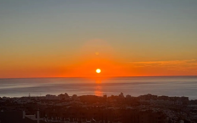 Peaceful Studio Apartment With Amazing Views