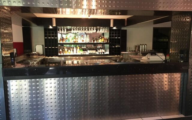 Avoca Beach Hotel