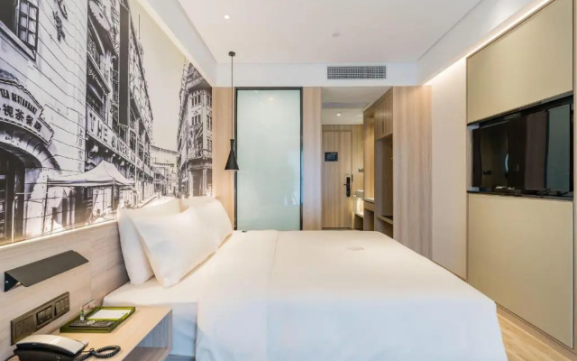 Atour Hotel Shanghai Hongqiao Korea Street