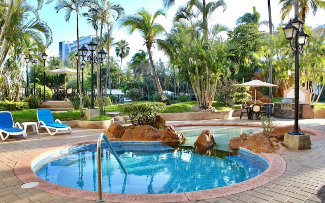 Costa Bonita Apartments