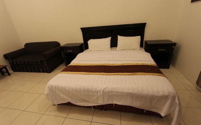 Mayar Al Alamia Furnished Apartments  2
