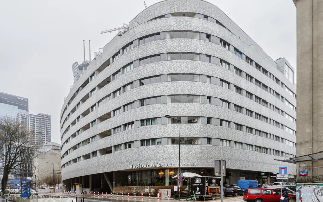 P&O Apartments Plac Europejski