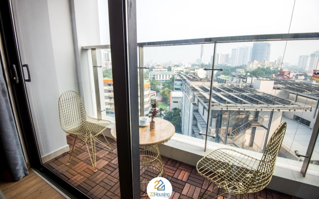 Luxury Apartment at VinHomes Metropolis