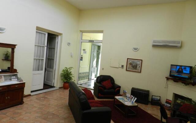 Hotel Romi