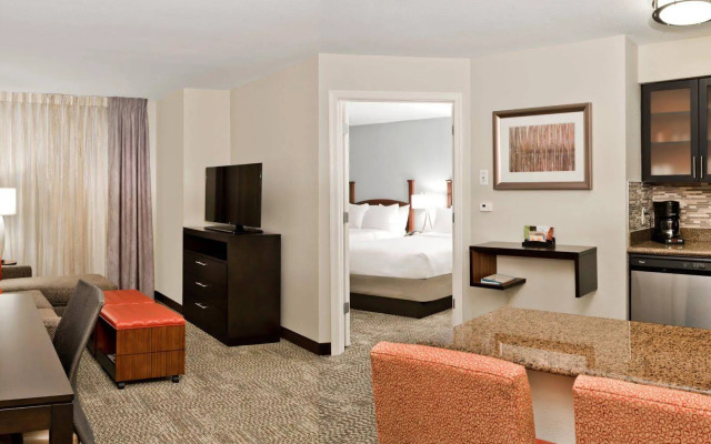 Staybridge Suites Charlotte Ballantyne by IHG