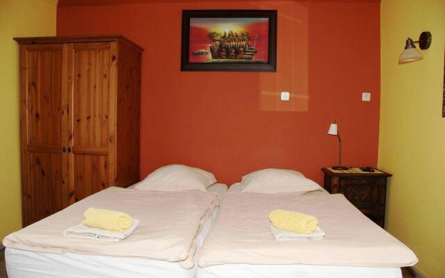 Pension Villa Tanahlot