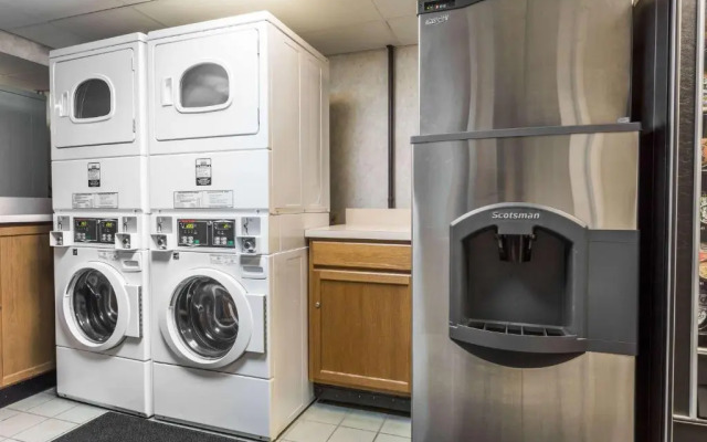 Days Inn Harrisburg North