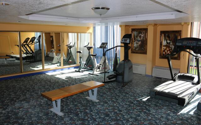 I-Drive Grand Resort & Suites