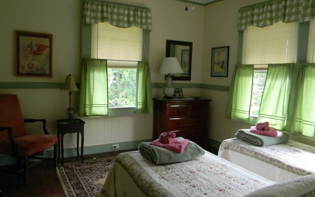 Maureen's Bed & Breakfast