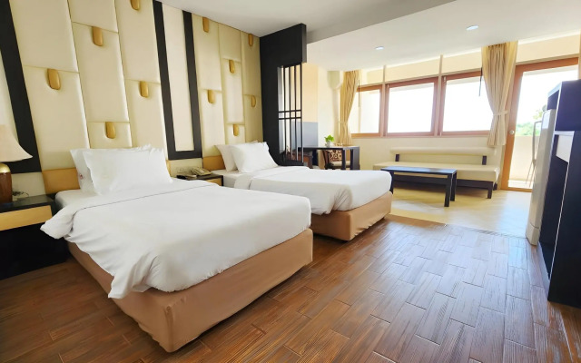 Bangsaen Villa Hotel (SHA Extra Plus)