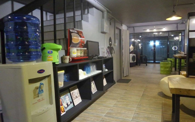 2230 Hostel