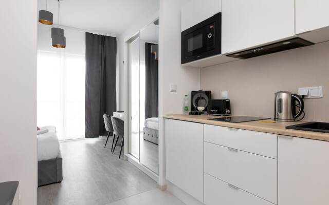 Wola Chic Grey Studio