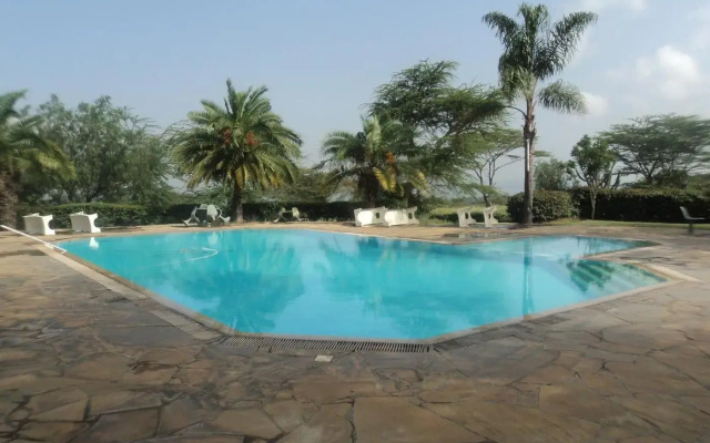 Jacaranda Lake Elementaita Lodge